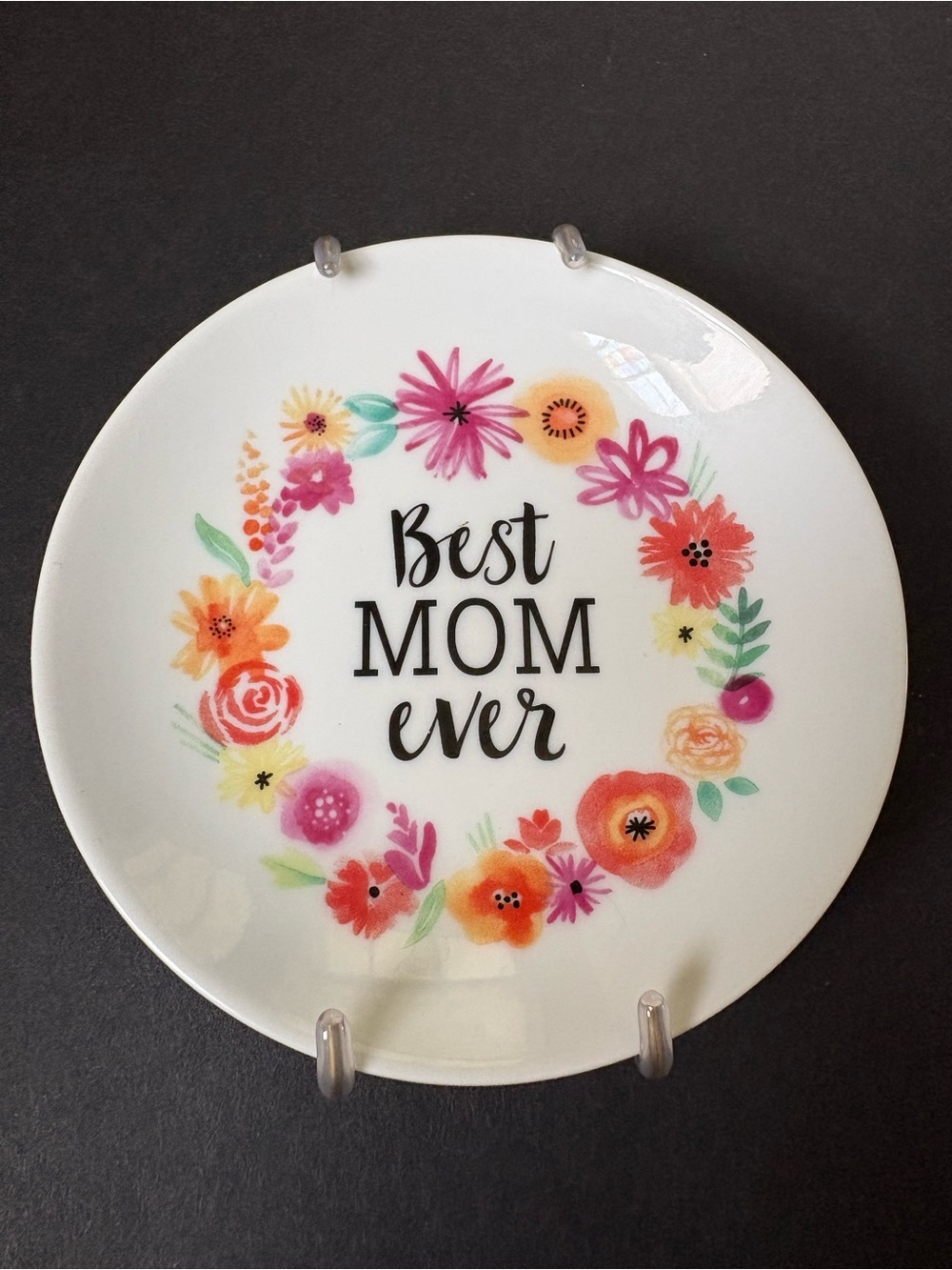 Paper Source Best MOM Ever Floral Accent Plate - White w/ Pink & Orange Flowers